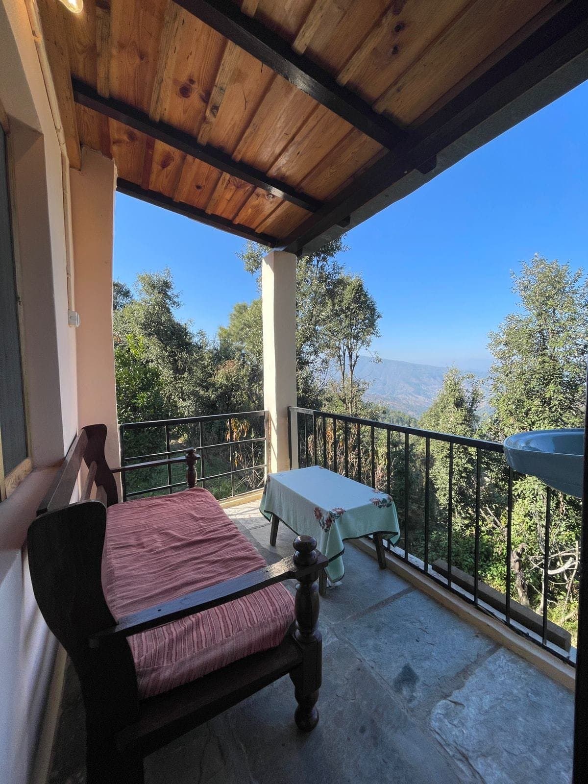 Beehouse homestay — thumbnail 3