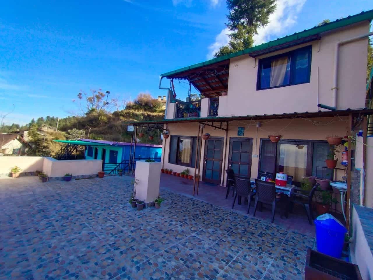 Vineet’ s homestay Mukteshwar — thumbnail 2