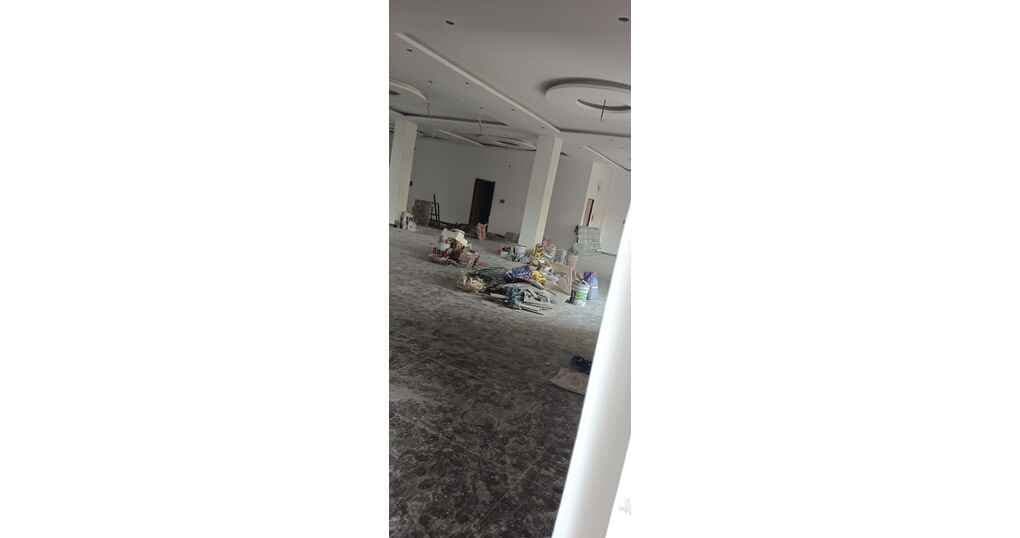 Canal Road Hall 3000sq ft — thumbnail 2