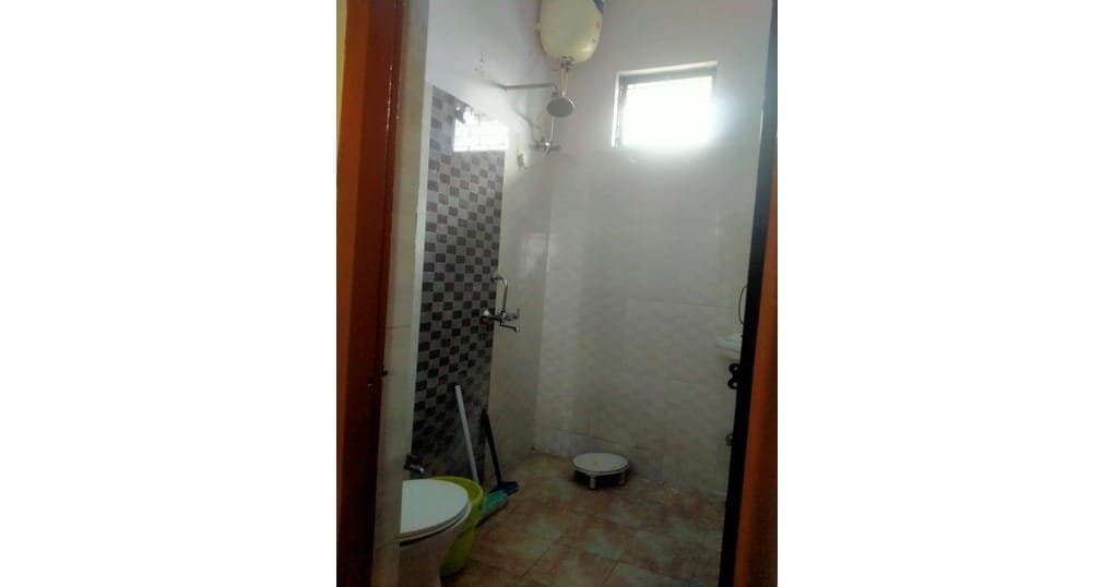 Only Girls Rented Rooms Near Shyama Garden — thumbnail 5