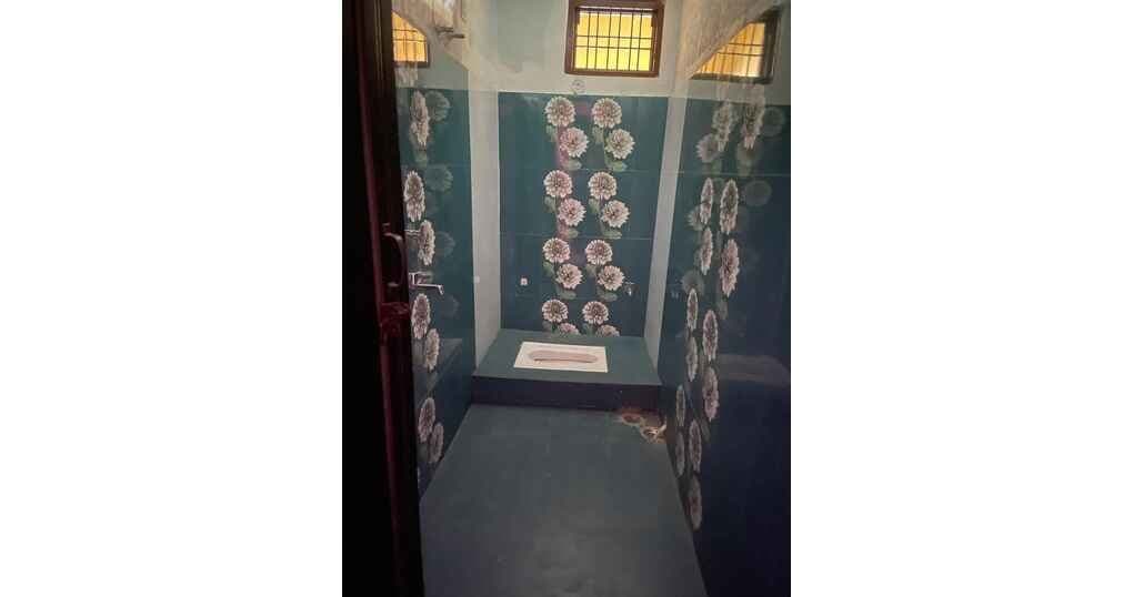 2Room Set In Haldwani — thumbnail 5