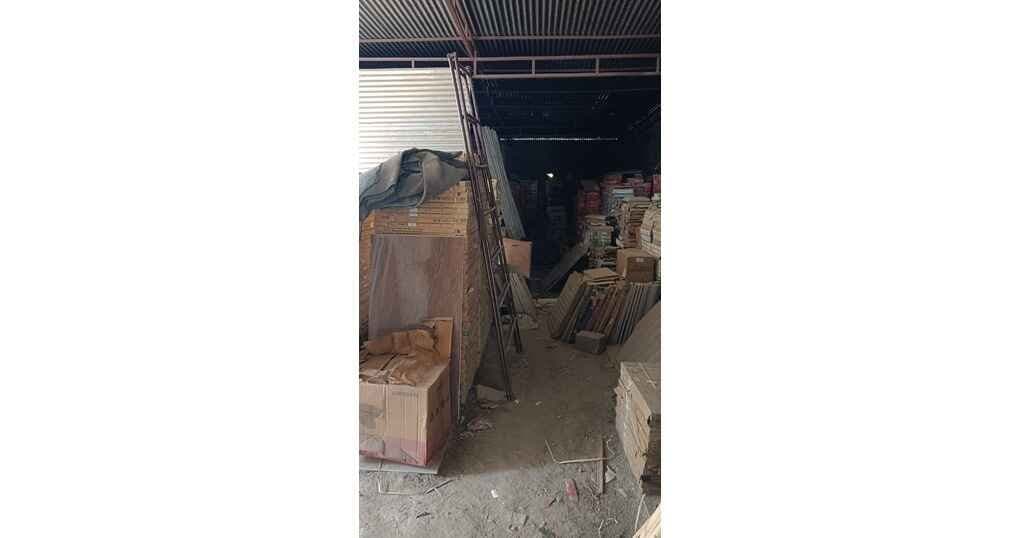 Hall 700 sqft Near Sheeshmahal — thumbnail 4