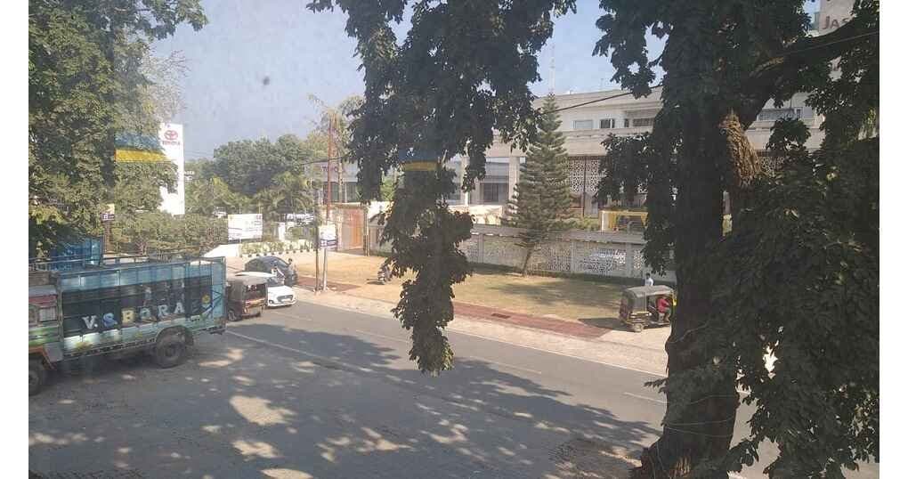 Hall 1450 sqft Near Bareilly Road — thumbnail 5