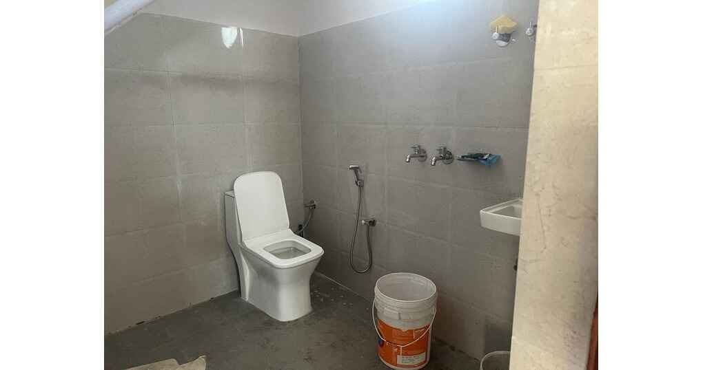 Hall 1347 sqft Near Kamaluaganja Road — thumbnail 4
