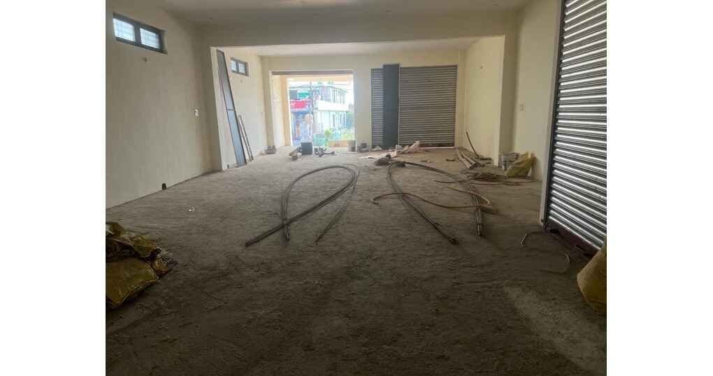 Hall 1347 sqft Near Kamaluaganja Road — thumbnail 2