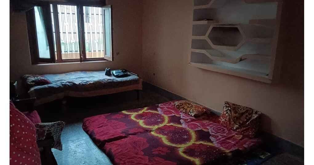 2BHK Set For Rent Near Rk Tent House Road — thumbnail 4