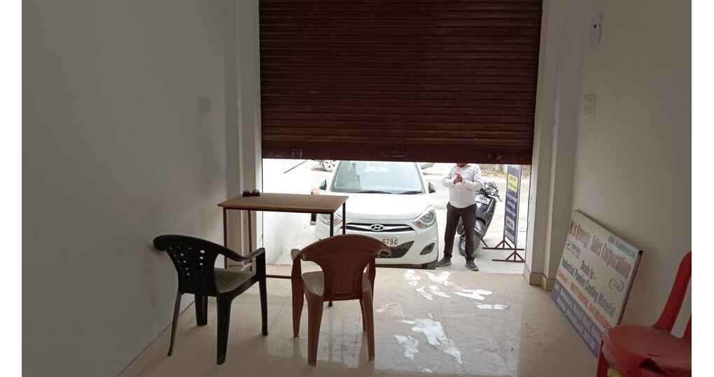 Shop 170 sqft For Rent Near Nawabi Road — thumbnail 4