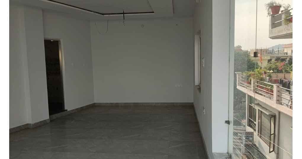 Office Space 500 sqft For Rent Near Mukhani Road — thumbnail 4
