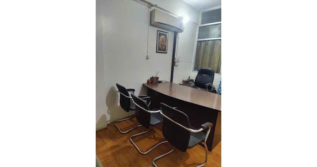 300 SqFt Office Space For Rent Near Nainital Road — thumbnail 4