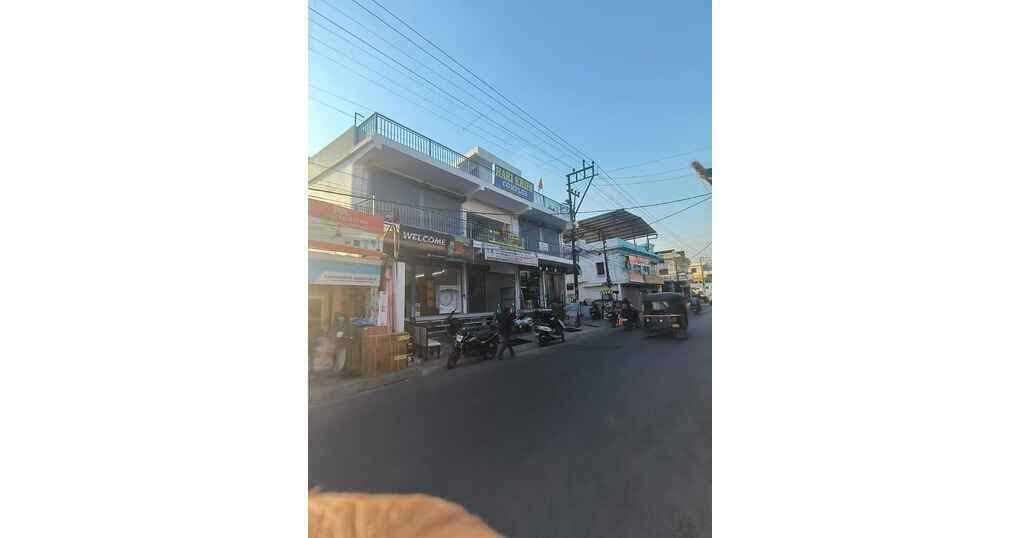 Hall 750 SqFt For Rent Near Malli Bamori — thumbnail 2