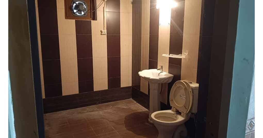 Semi Furnished 2BHK Set For Rent Near Panchakki — thumbnail 5