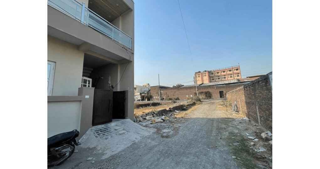 2BHK Set For Rent Near Eco Town — thumbnail 2