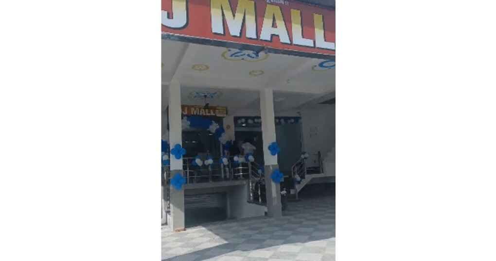 Hall 2500 SqFt For Rent Near Choti Mukhani — thumbnail 2