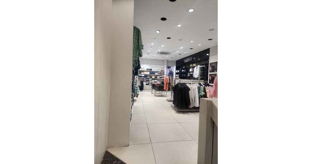 Hall 1300 SqFt For Rent Near Tikonia — thumbnail 2