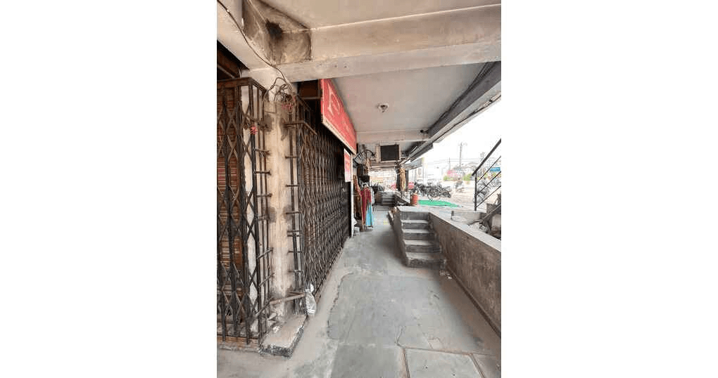 300 SQFT Hall For Rent Near DD Puram — thumbnail 4