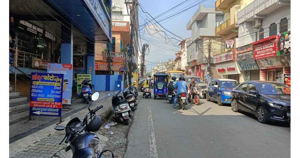 220 SQFT Shop For Rent Near Mukhani — thumbnail 2