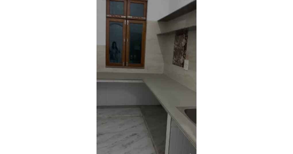 Rent Now 2BHK Set Near Kurmanchal Nagar Bareilly — thumbnail 4