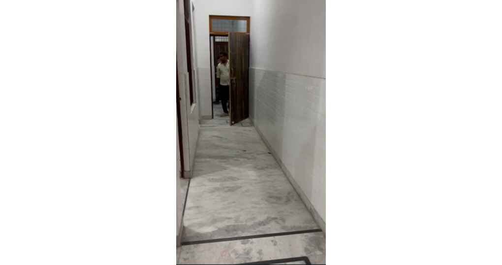 Rent Now 2BHK Set Near Kurmanchal Nagar Bareilly — thumbnail 5