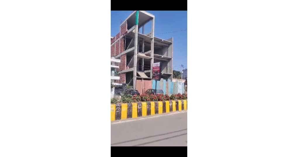 Rent Now 3200 SqFt Hall Near Janakpuri, Bareilly — thumbnail 2