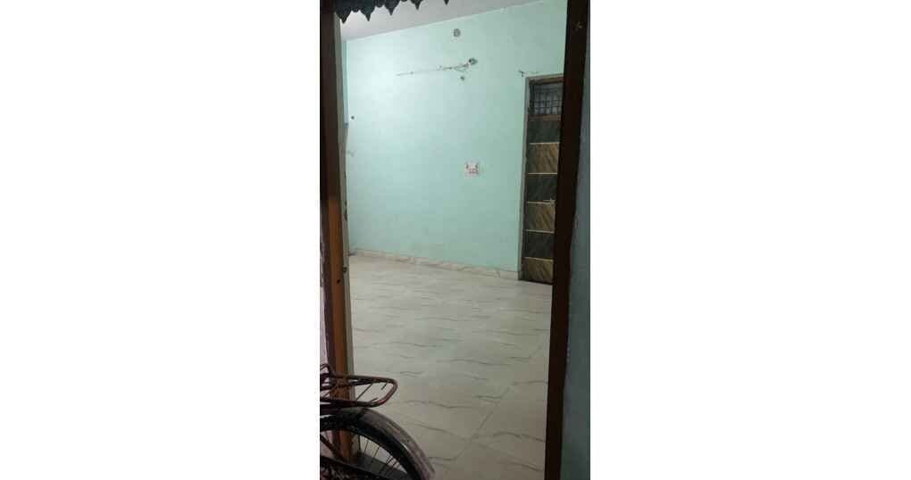 Rent Now 150 SqFt Godown Near Shastri Nagar Bareilly — thumbnail 2