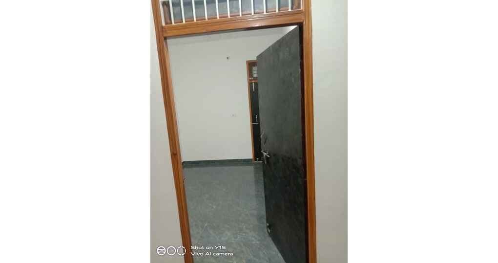 Rent Now 2Room Set Near 100Fita Road, Bareilly — thumbnail 3