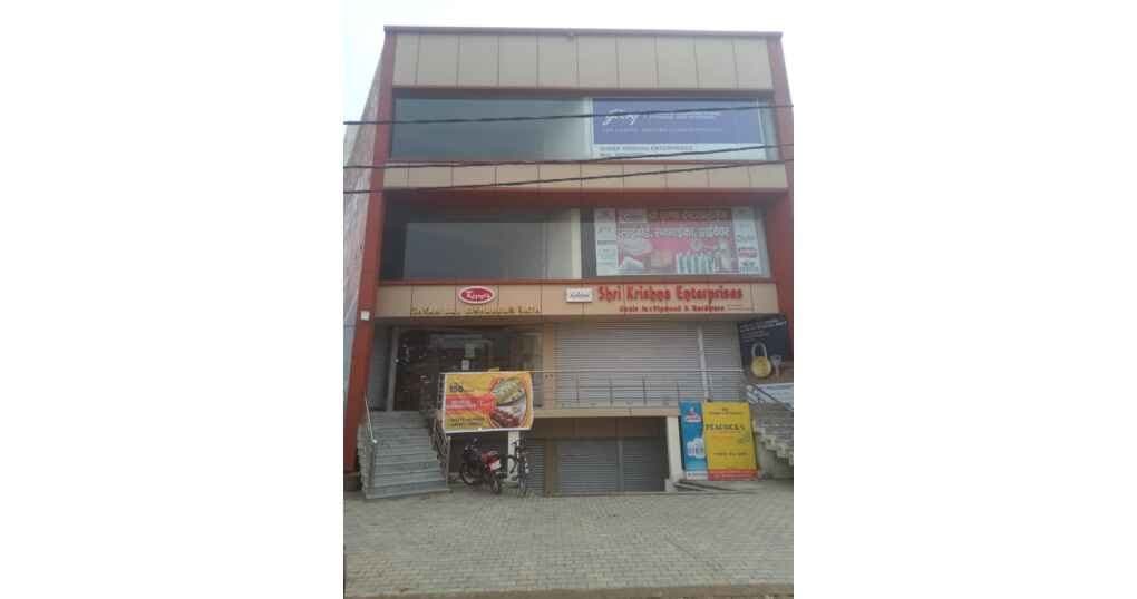 Rent Now 1000 SqFt Hall Near Pilibhit bypass road, Bareilly — thumbnail 2