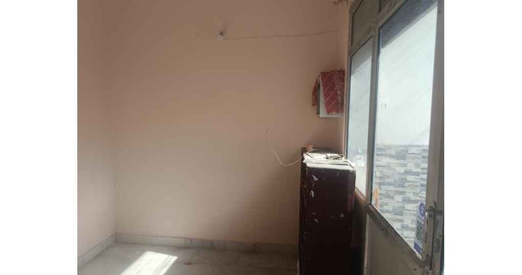 Rent Now 120 SqFt Shop Near Mukhani, Haldwani — thumbnail 4