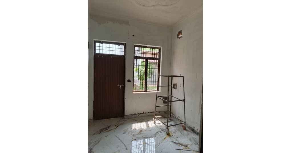 Buy Now 3 BHK Semi Duplex House Near Pilibhit bypass, Bareilly — thumbnail 5