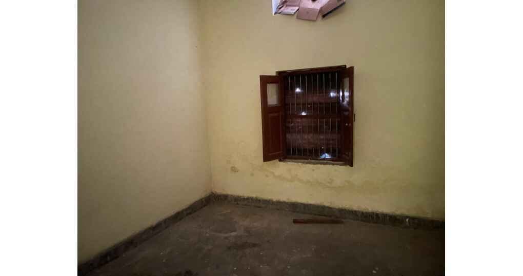 Rent Now 3Room Set for Godown Purpose Near Bhatt colony, Phase .1 — thumbnail 3