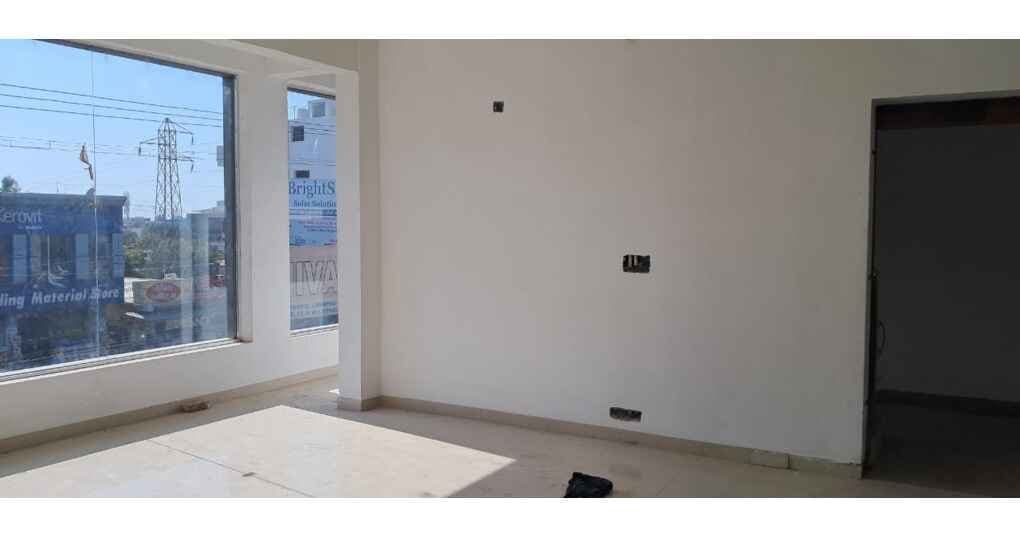 Rent Now 960 SqFt Hall Near Laldanth, Haldwani — thumbnail 2