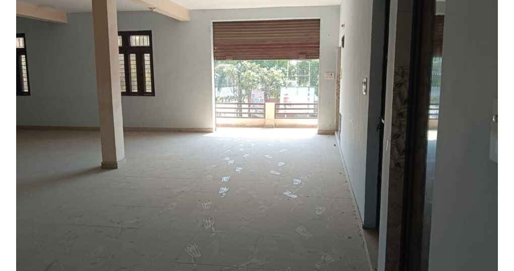 Rent Now 429 SqFt Hall Near Rampur Road, Haldwani — thumbnail 2