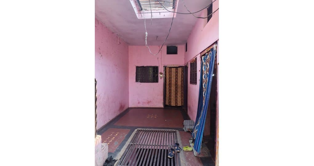 Buy Now 12 Room Set House Near Sanjay Nagar, Bareilly — thumbnail 5