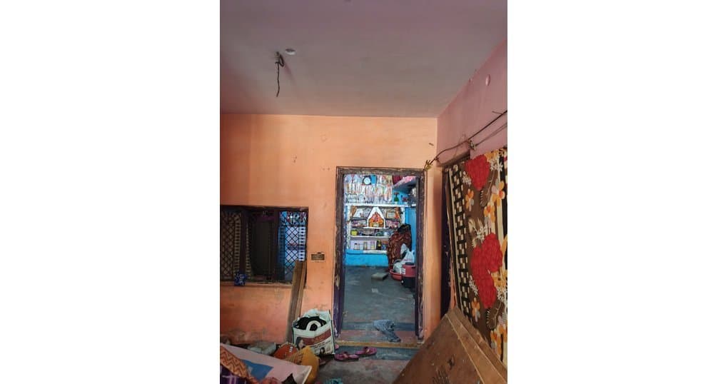 Buy Now 12 Room Set House Near Sanjay Nagar, Bareilly — thumbnail 3