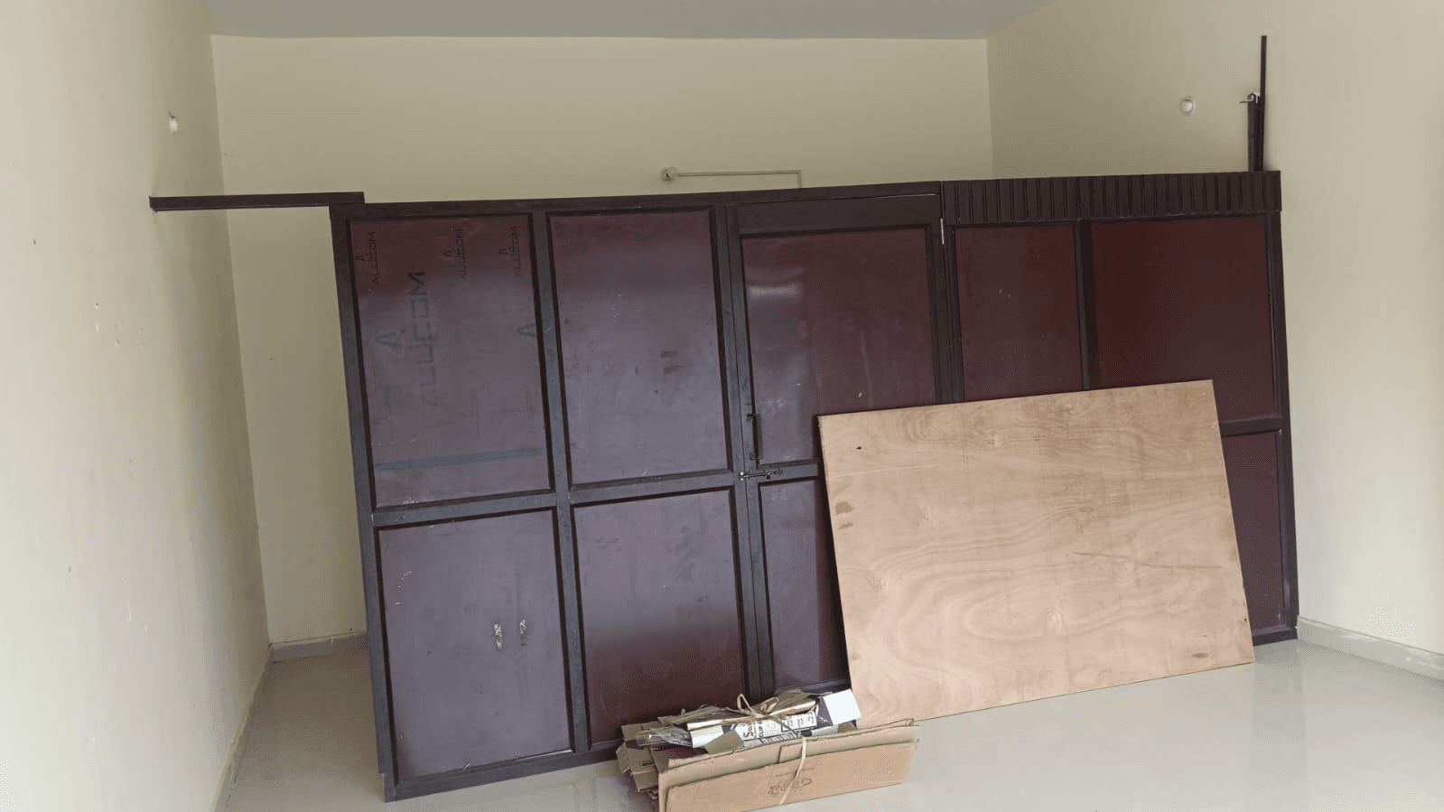 Rent Now 390 SqFt Shop Near Gas Godam road, Haldwani — thumbnail 3