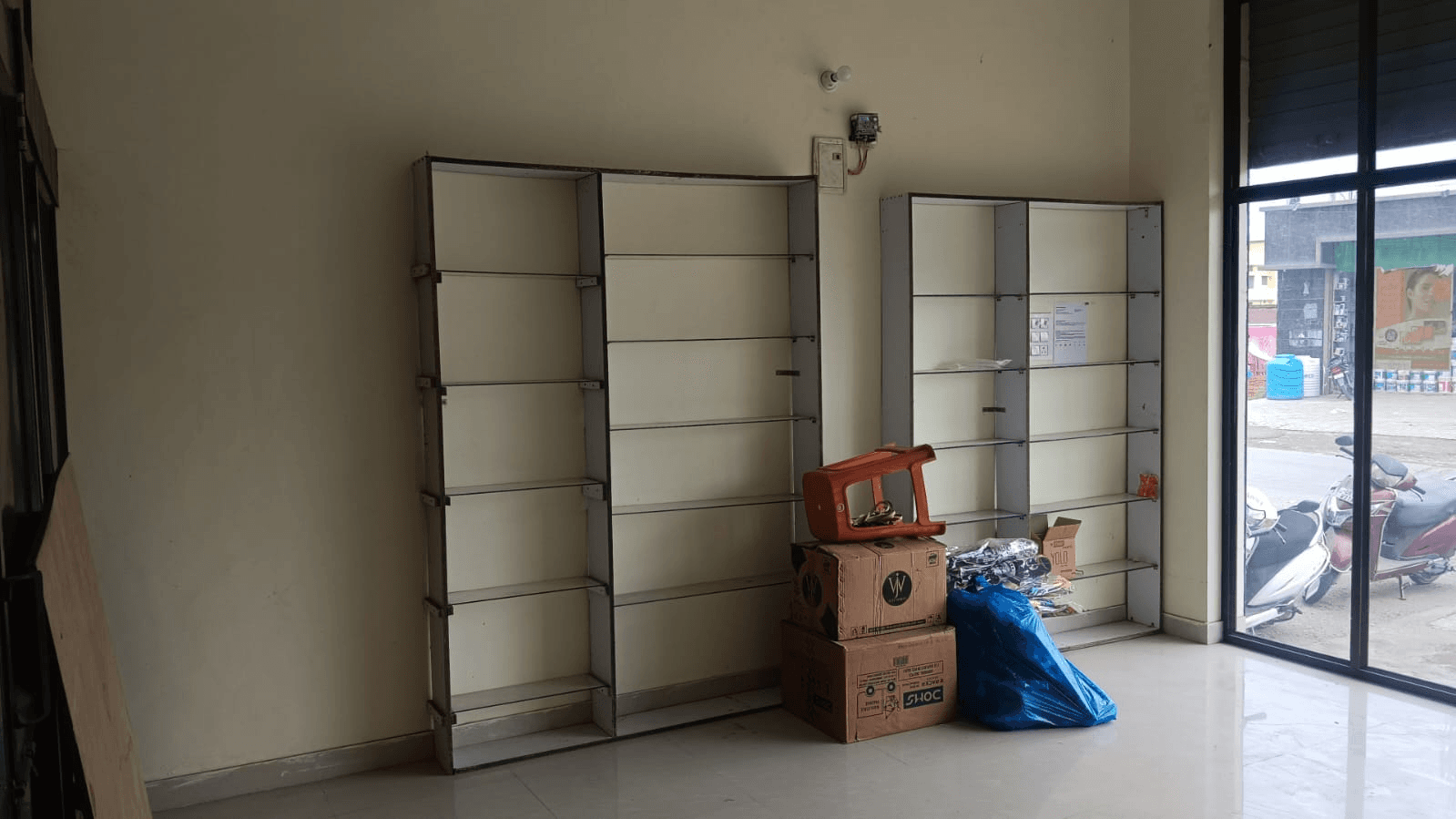 Rent Now 390 SqFt Shop Near Gas Godam road, Haldwani — thumbnail 4