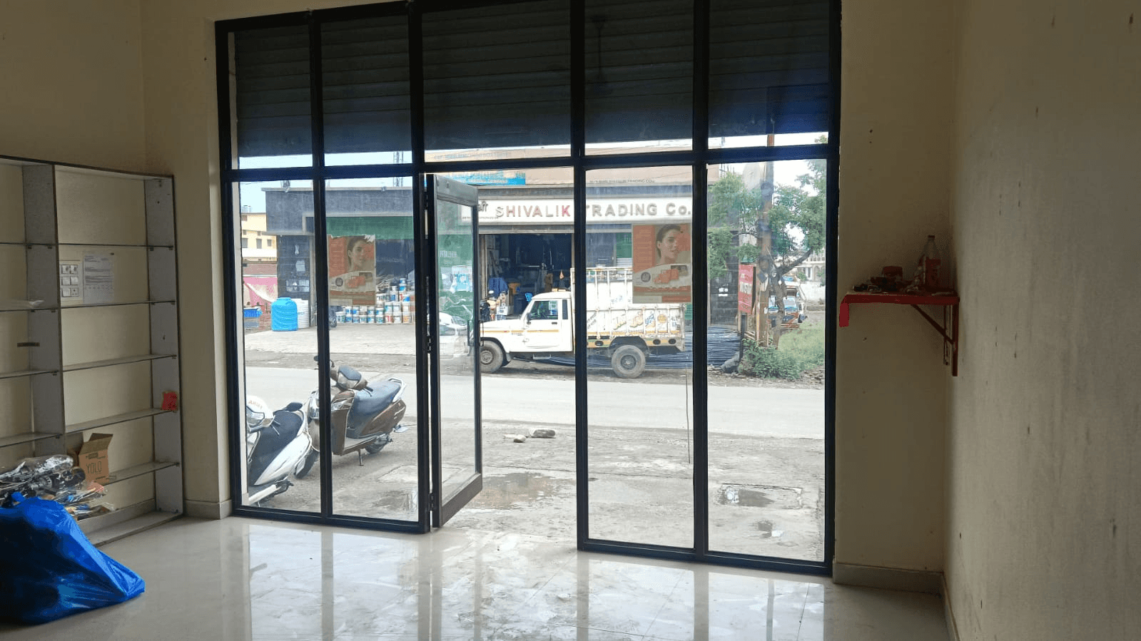 Rent Now 390 SqFt Shop Near Gas Godam road, Haldwani — thumbnail 5