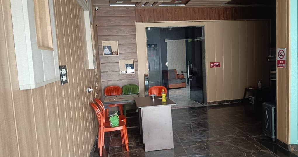 Rent Now 1200 SqFt Hall Near Kathgharia road, Haldwani — thumbnail 2