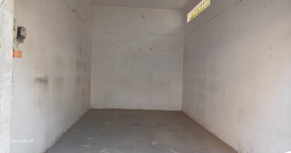 Rent Now 240 SqFt Shop Near Subhash Nagar, Haldwani — thumbnail 2
