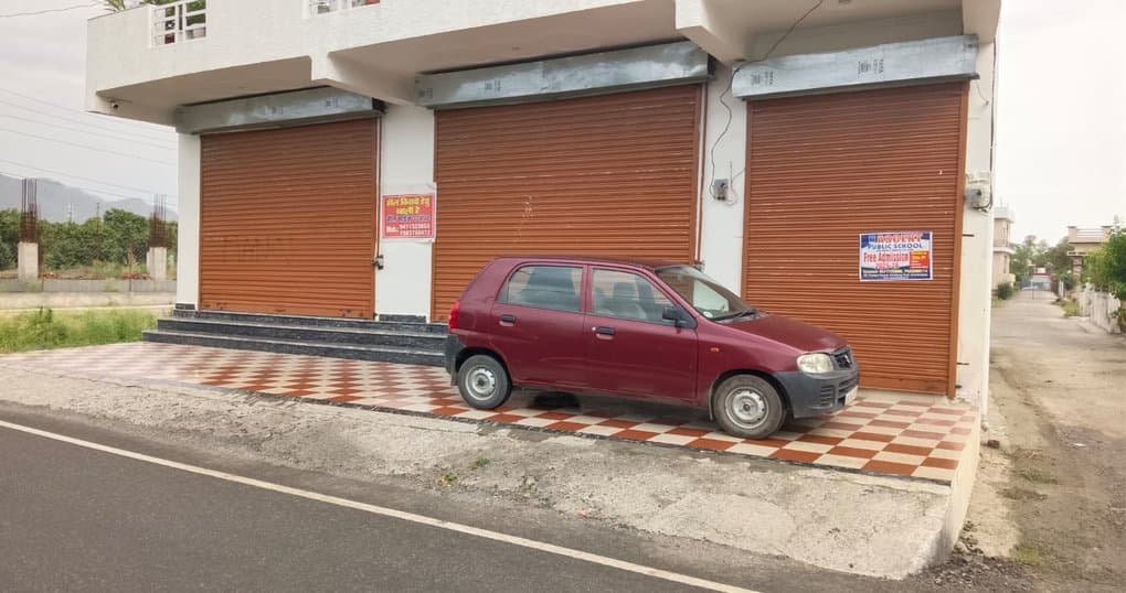 Rent Now 1200 SqFt Hall Near Kathgharia, Haldwani — thumbnail 3