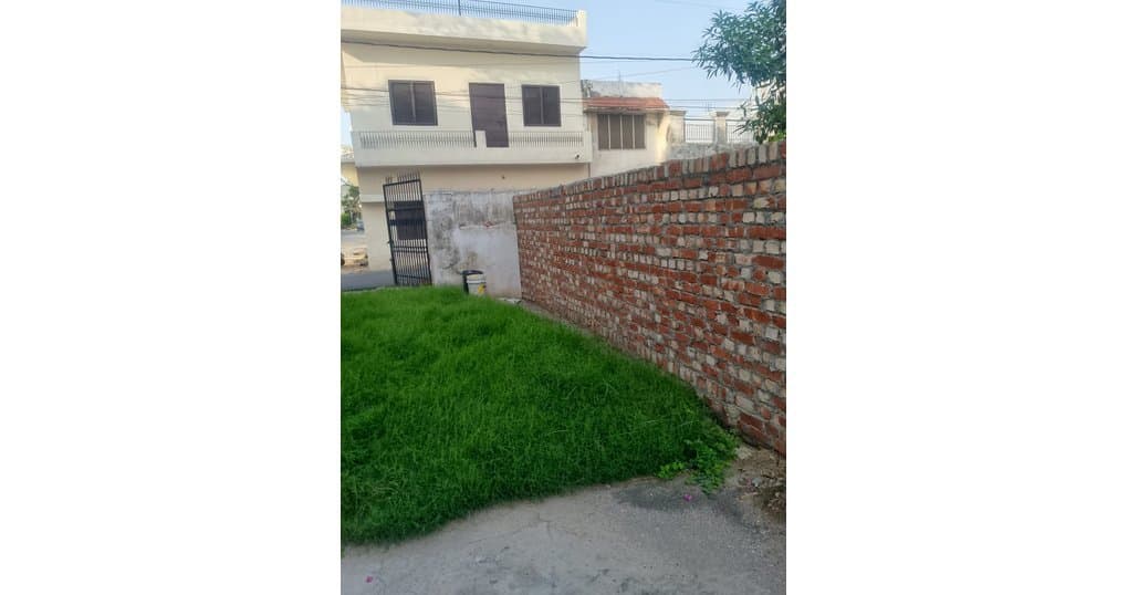 Buy Now 102 Gaj Plot Near Model Town, Bareilly — thumbnail 3