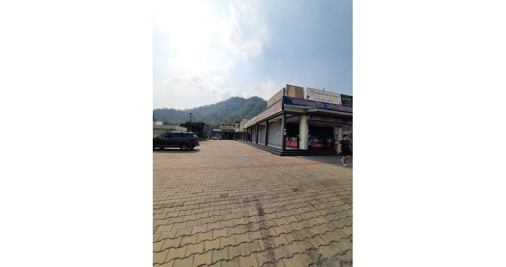 Rent Now 220 SqFt Shop Near Canal Road, Haldwani — thumbnail 3