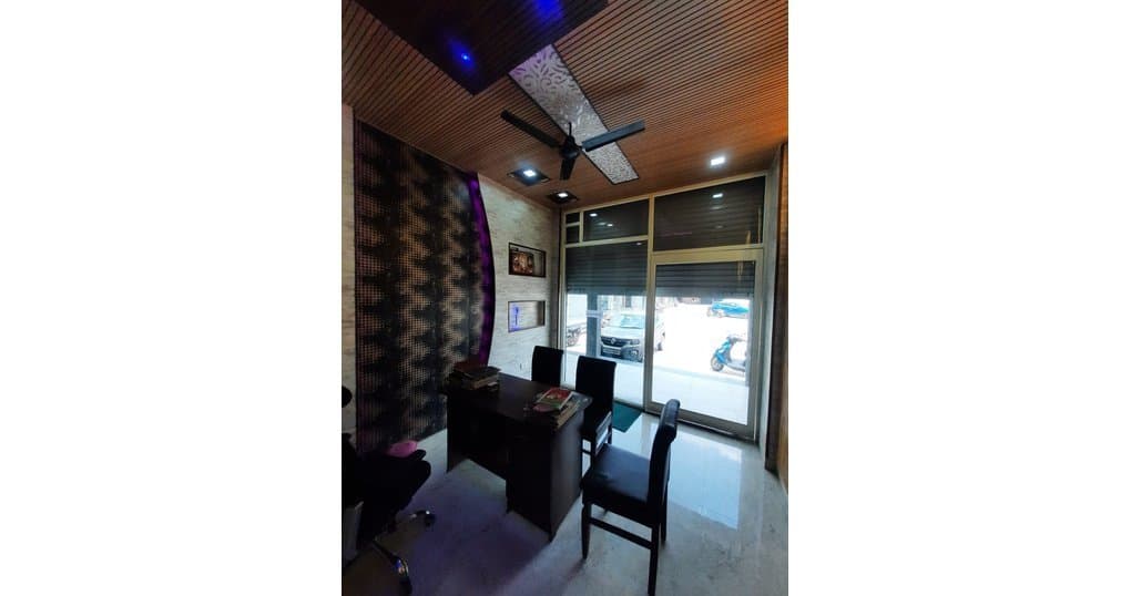 Rent Now 230 SqFt Fully Furnished Office Near Damuadhunga bandobasti, Haldwani — thumbnail 3