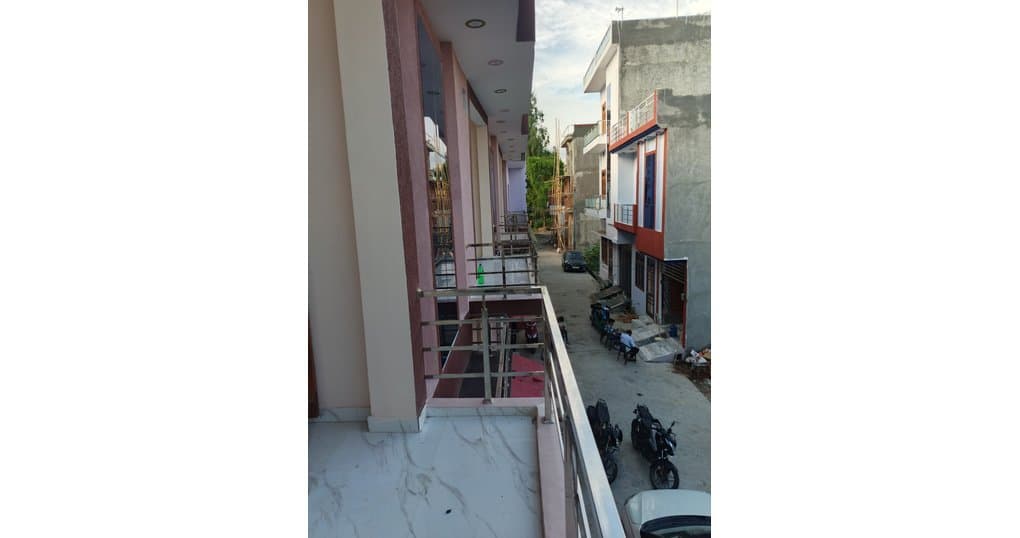 Buy Now 3BHK Semi Duplex House Near Karmchari Nagar, Bareilly — thumbnail 6