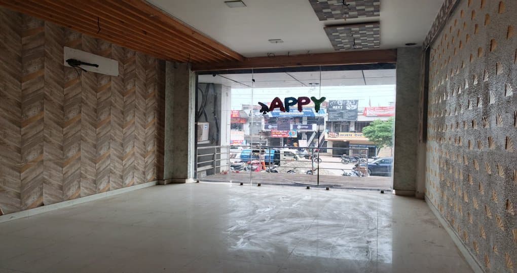 Rent Now 1600 SqFt Shop Near Bisalpur road, Bareilly — thumbnail 3