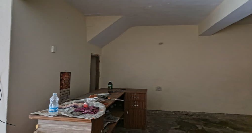 Rent Now 1000 SqFt Hall Near Mini Bypass, Bareily — thumbnail 4