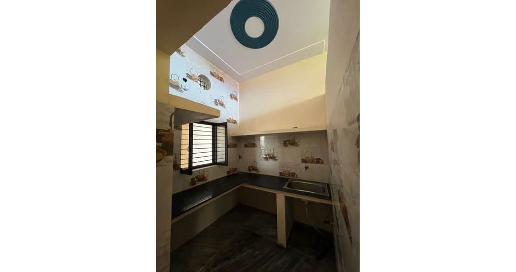 Rent Now 2Room Set Near Dhanmil Bareilly Road, Haldwani — thumbnail 3