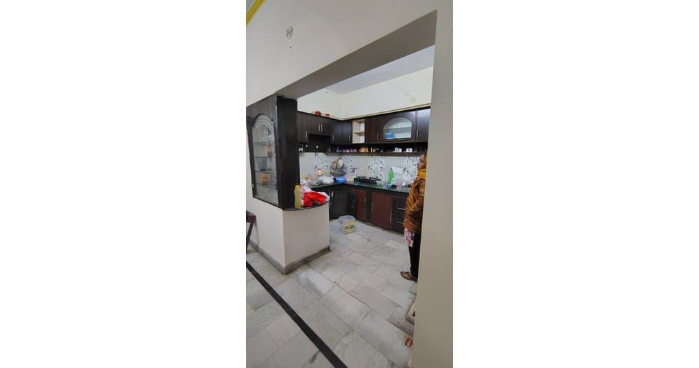 Rent Now 2BHK Set Near Ashish Royal Park Colony Dental College Road, Bareilly — thumbnail 2