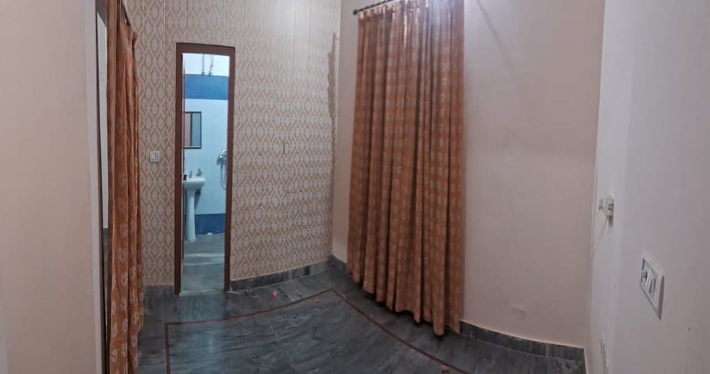 Rent Now 2Room Set Near Birla School Devalchaur, Haldwani — thumbnail 9