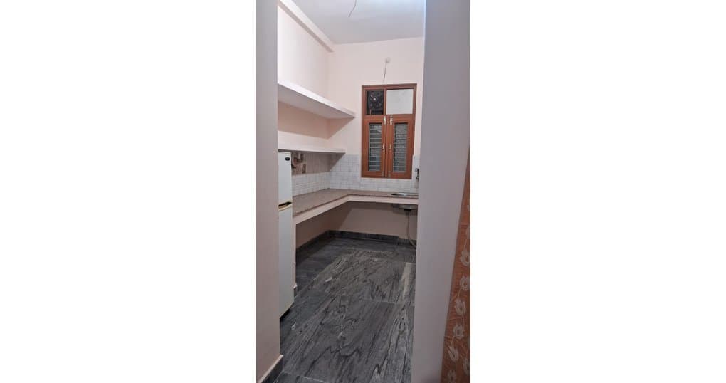 Rent Now 2Room Set Near Birla School Devalchaur, Haldwani — thumbnail 2