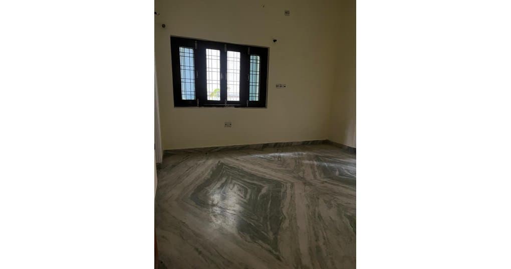 Rent Now 2Room Set Near Matrix Hospital Lal Danth, Haldwani — thumbnail 2